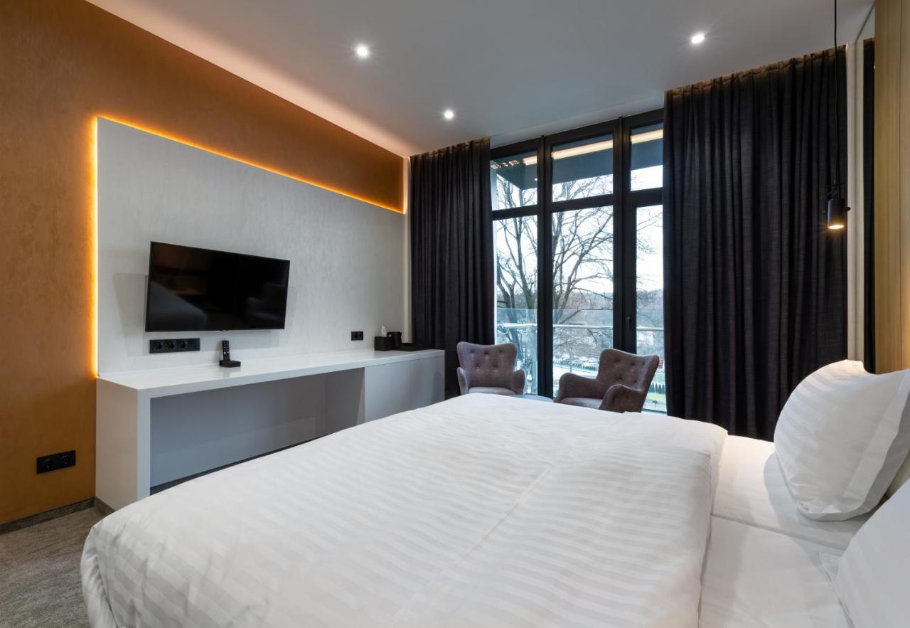 Святий Шарбель Hotell Morsjin Exteriör bild